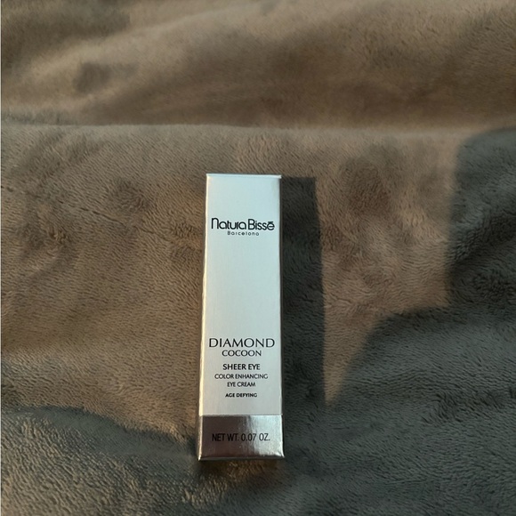 White Eye Cream Skincare - Picture 2 of 3